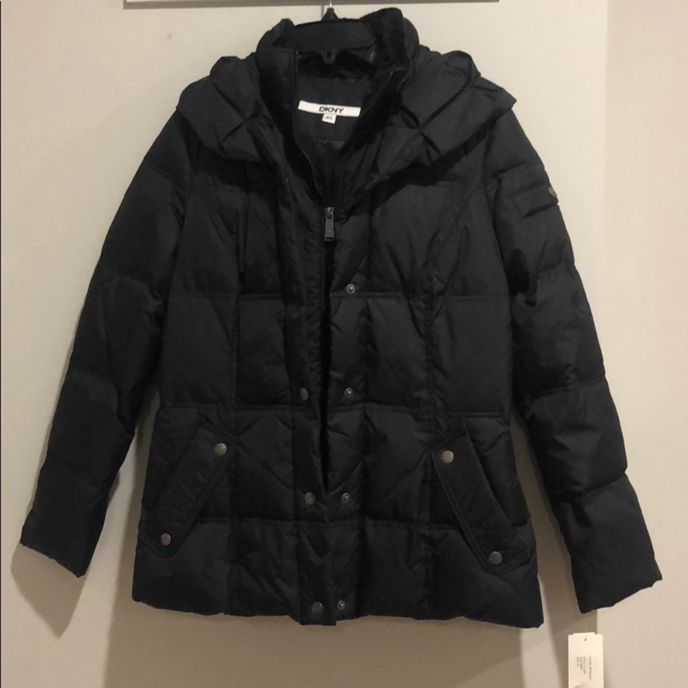 DKNY puff black winter coat size: PS
